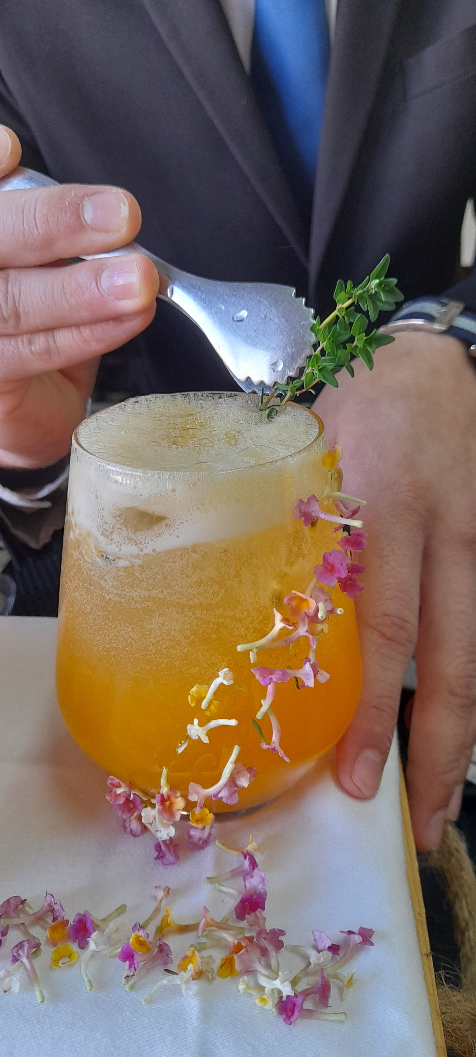 Sugestão de bebida de acompanhamento- <br />
Kombularanja Mocktail.